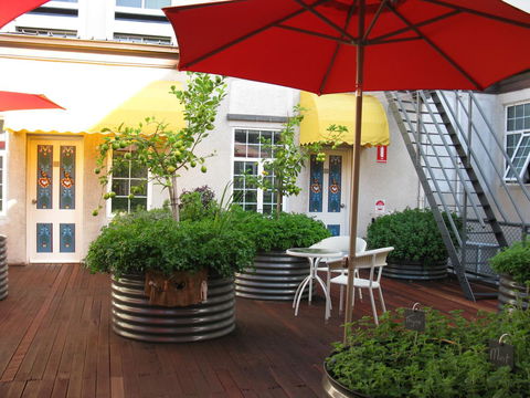 European Hotel - Great Ocean Road Tourism 7