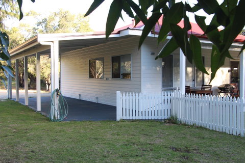 Sapphire Chalets, Augusta - Great Ocean Road Tourism 6
