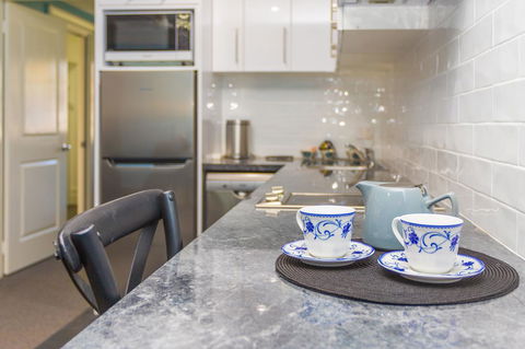 Blue Door Apartments - Great Ocean Road Tourism 16