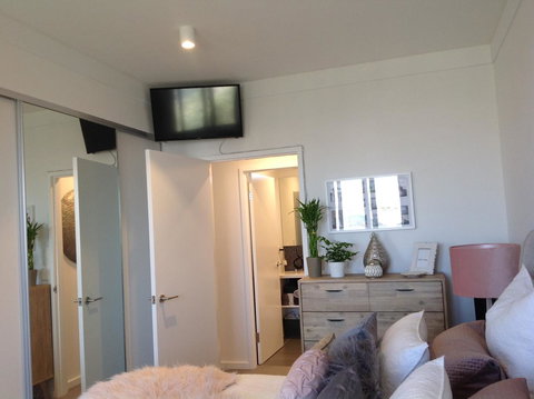 La Sea-esta Retreat At South Beach - Great Ocean Road Tourism 9