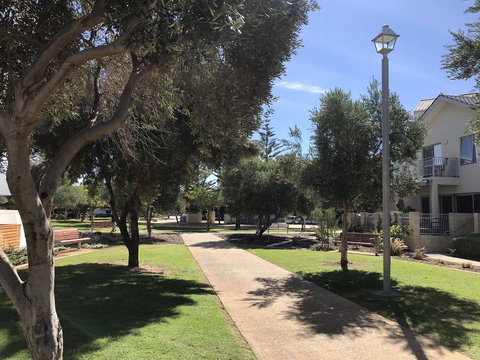 La Sea-esta Retreat At South Beach - Great Ocean Road Tourism 5