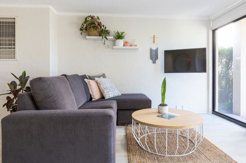 Number 72 Kalbarri Riverview Apartments - Great Ocean Road Tourism 1