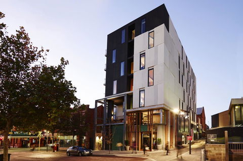 Alex Hotel - Great Ocean Road Tourism 0