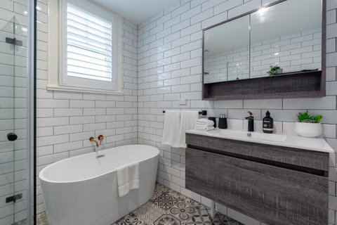 Heritage Townhouse Near Harbour Bridge - Great Ocean Road Tourism 9