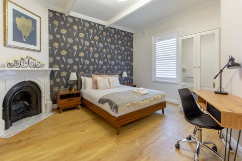 Heritage Townhouse Near Harbour Bridge - Great Ocean Road Tourism 25