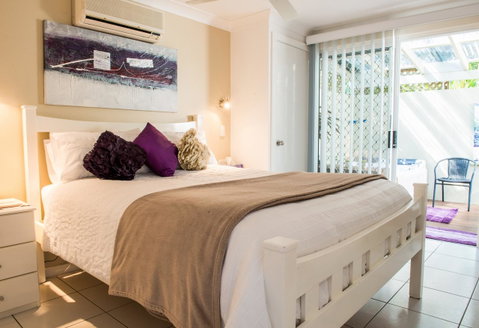 Nelson Bay Bed & Breakfast - Great Ocean Road Tourism 24