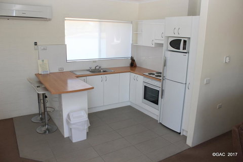 Mollymook Cove Apartments - Great Ocean Road Tourism 12