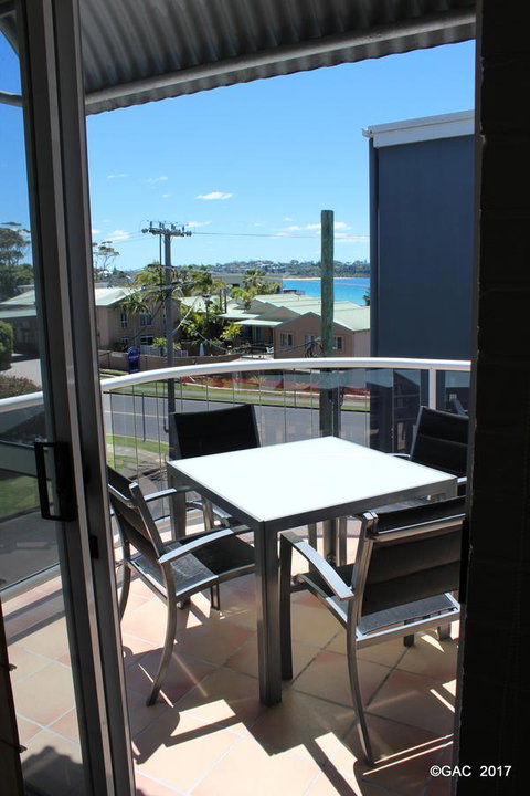 Mollymook Cove Apartments - Great Ocean Road Tourism 18