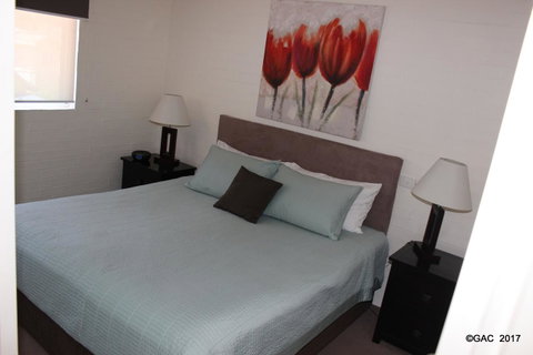 Mollymook Cove Apartments - Great Ocean Road Tourism 25
