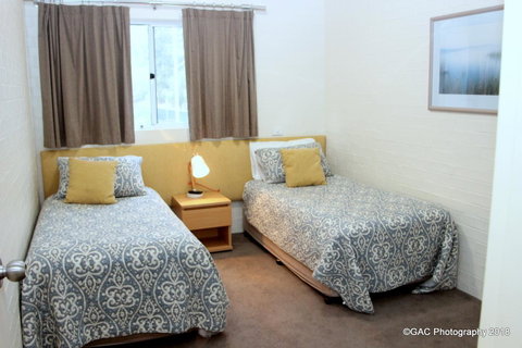 Mollymook Cove Apartments - Great Ocean Road Tourism 26