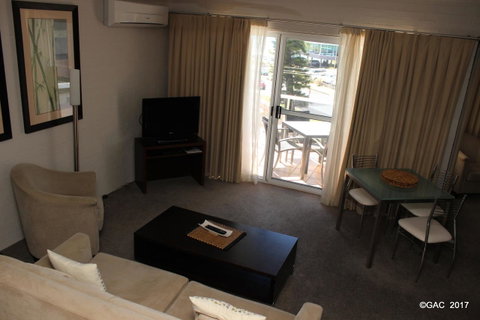 Mollymook Cove Apartments - Great Ocean Road Tourism 10