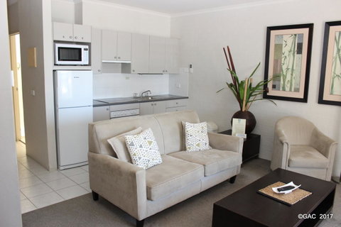 Mollymook Cove Apartments - Great Ocean Road Tourism 30