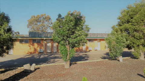 Junee Motor Inn - Great Ocean Road Tourism 7
