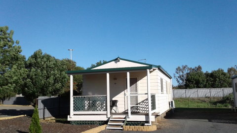 Junee Motor Inn - Great Ocean Road Tourism 22