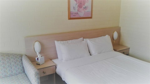 Junee Motor Inn - Great Ocean Road Tourism 2