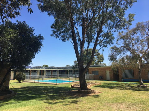 Junee Motor Inn - Great Ocean Road Tourism 25