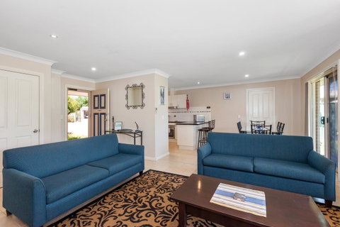 Colonial Court Villas - Great Ocean Road Tourism 20