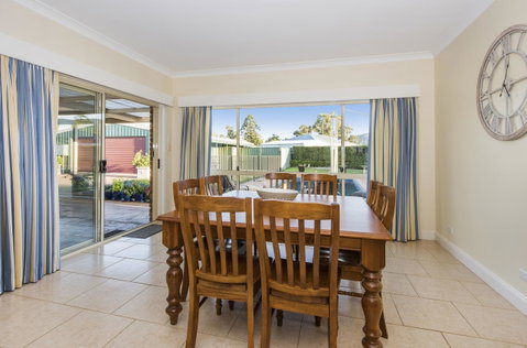 Colonial Court Villas - Great Ocean Road Tourism 15