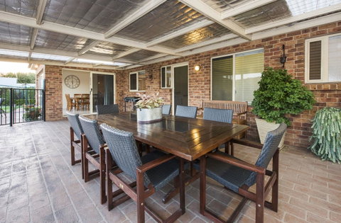 Colonial Court Villas - Great Ocean Road Tourism 5