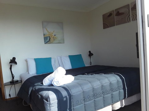Narooma Golfers Lodge - Great Ocean Road Tourism 13