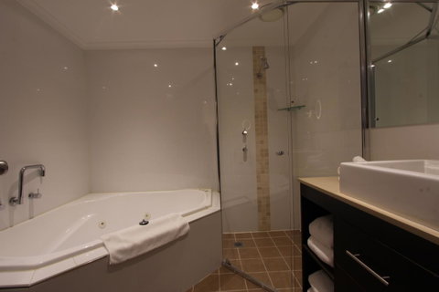 Crowne Plaza Hawkesbury Valley, An IHG Hotel - Great Ocean Road Tourism 10