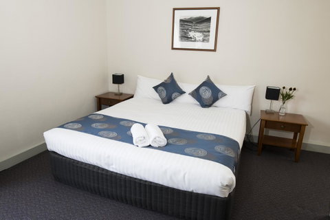 Banjo Paterson Inn - Great Ocean Road Tourism 25