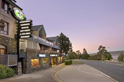 Banjo Paterson Inn - Great Ocean Road Tourism 0