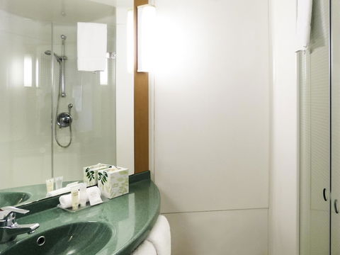 Ibis Thornleigh - Great Ocean Road Tourism 19