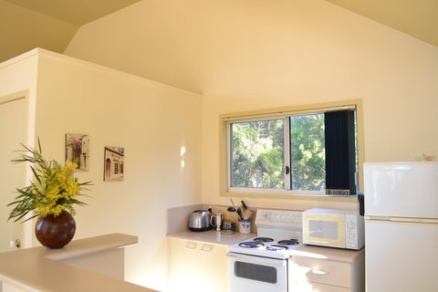 Bundle Hill Cottages - Great Ocean Road Tourism 40