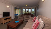 Book Hastings Point Accommodation Vacations Great Ocean Road Tourism Great Ocean Road Tourism