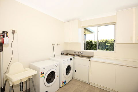 Neptune I Absolute Beachfront I Stunning Views - Great Ocean Road Tourism 25