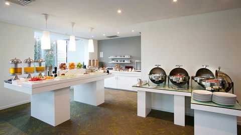 BEST WESTERN PLUS Apollo Hotel Newcastle - Great Ocean Road Tourism 14