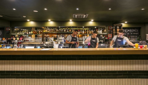 Nightcap At Caringbah Hotel - Great Ocean Road Tourism 7