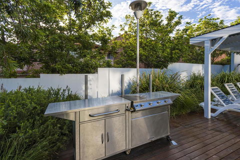 Oaks Nelson Bay Lure Suites - Great Ocean Road Tourism 7