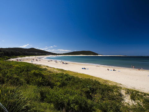 Oaks Nelson Bay Lure Suites - Great Ocean Road Tourism 4