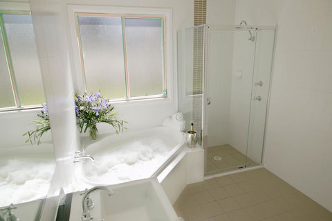 Nightingale Villas - Great Ocean Road Tourism 9