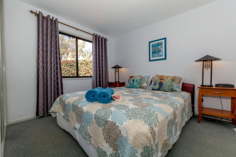 Condo 105 @ Horizons Golf Resort - Salamander Bay NSW - Great Ocean Road Tourism 9