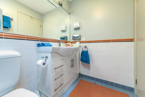 Condo 105 @ Horizons Golf Resort - Salamander Bay NSW - Great Ocean Road Tourism 21