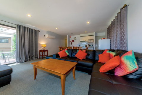 Condo 105 @ Horizons Golf Resort - Salamander Bay NSW - Great Ocean Road Tourism 23