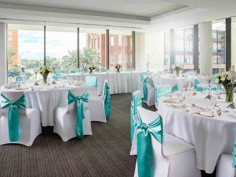 Novotel Newcastle Beach - Great Ocean Road Tourism 41