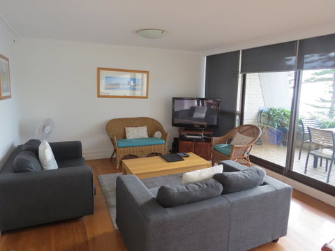 Manly Paradise Motel & Apartments - Great Ocean Road Tourism 25