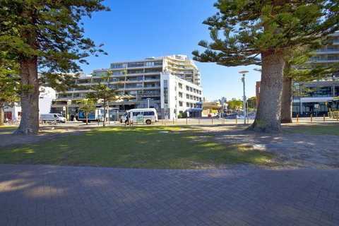 Manly Paradise Motel & Apartments - Great Ocean Road Tourism 20