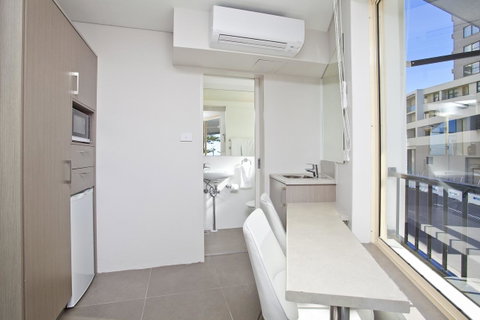 Manly Paradise Motel & Apartments - Great Ocean Road Tourism 6