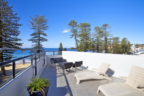 Manly Paradise Motel & Apartments - Great Ocean Road Tourism 17