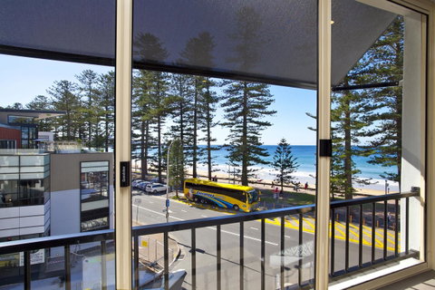 Manly Paradise Motel & Apartments - Great Ocean Road Tourism 4
