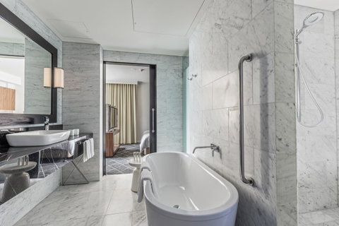 Swissotel Sydney - Great Ocean Road Tourism 25