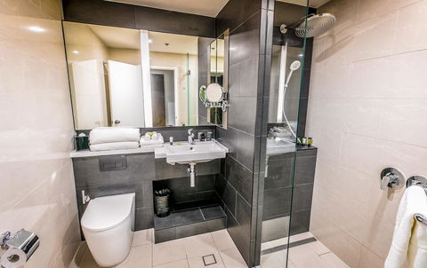 The Grace Hotel - Great Ocean Road Tourism 26