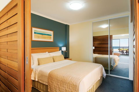 Oaks The Entrance Waterfront Suites - Great Ocean Road Tourism 3