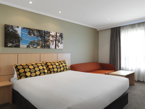 Mercure Sydney Bankstown - Great Ocean Road Tourism 13