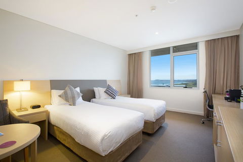 Sage Hotel Wollongong - Great Ocean Road Tourism 3